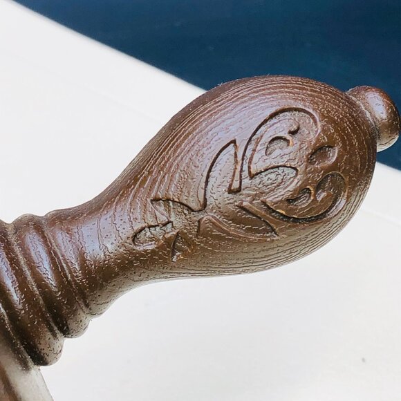 Vintage 70s SPARTUS USA Plastic Faux Wood Rolling Pin Plug In Wall Clock Rustic - Picture 3 of 14